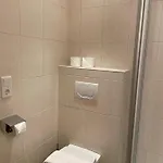 W1 Haus Ganghofer アパート ロイタシュ